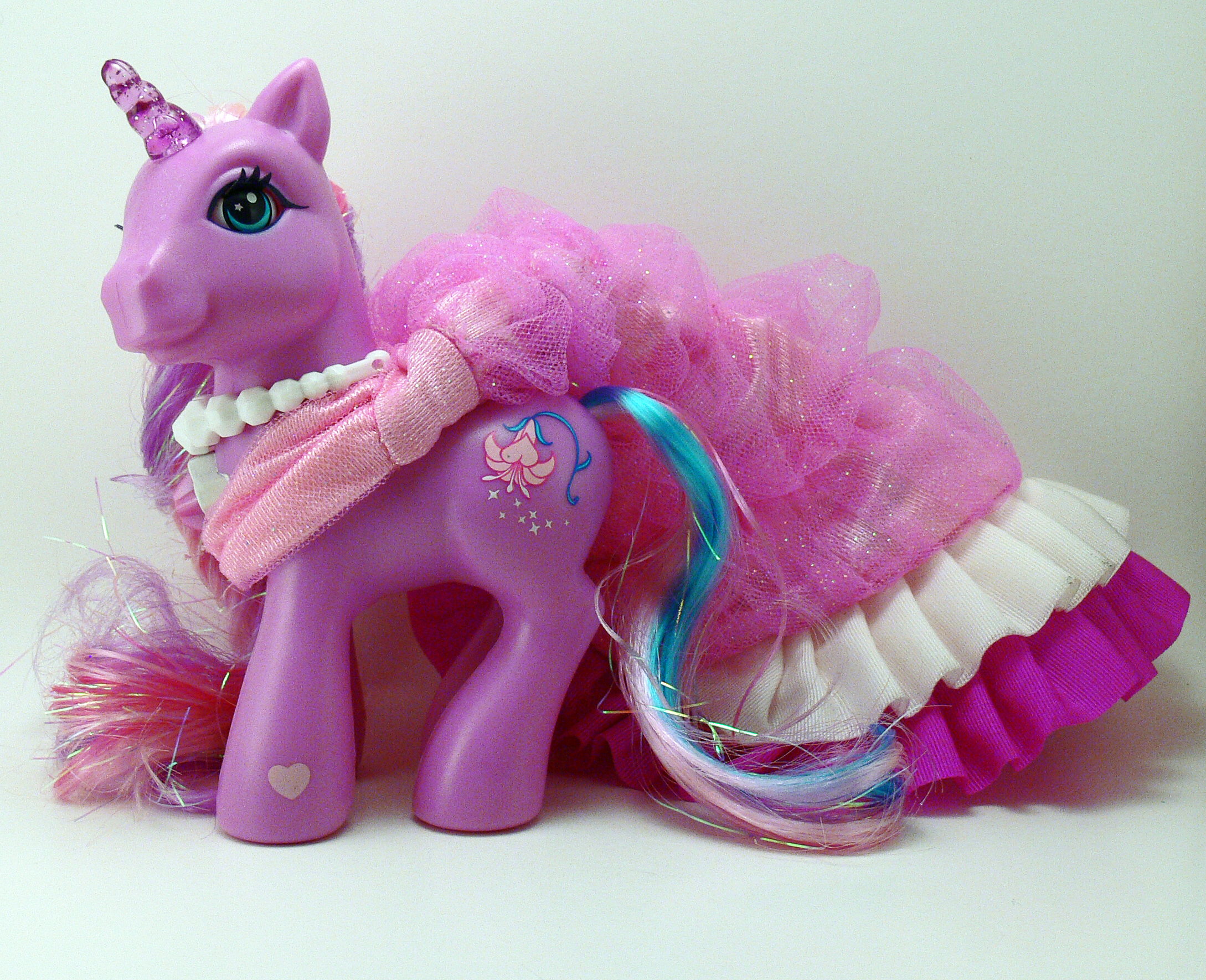 Pony g3. My little Pony g3. G3 Pony Toys. G3 Pony my little Pony Toys. Пони Хазбро g 3 Единорог.